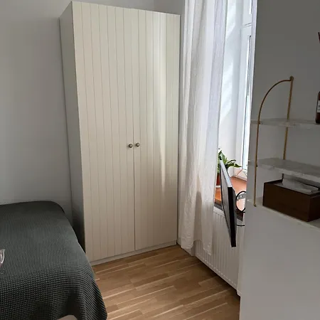 Vauxhall Gardens Apartmán Varšava